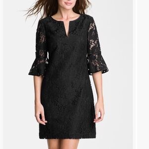 Adrianna Papell Ivory Floral Lace V-Neck Dress